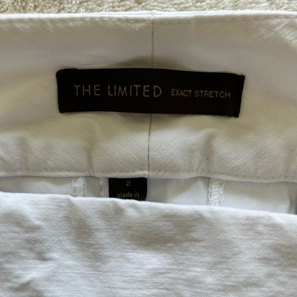 The Limited clam diggers, very gently worn.  Looking for a new great friend! - Picture 1 of 2